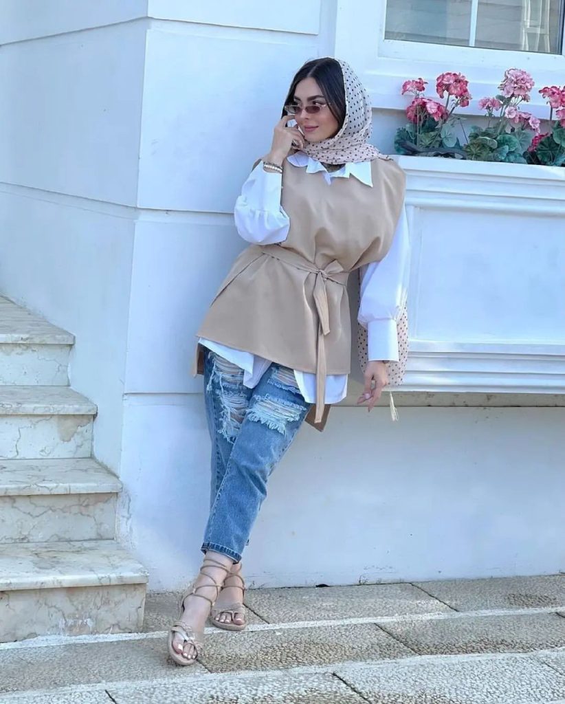 ست رنگ کرم با جین