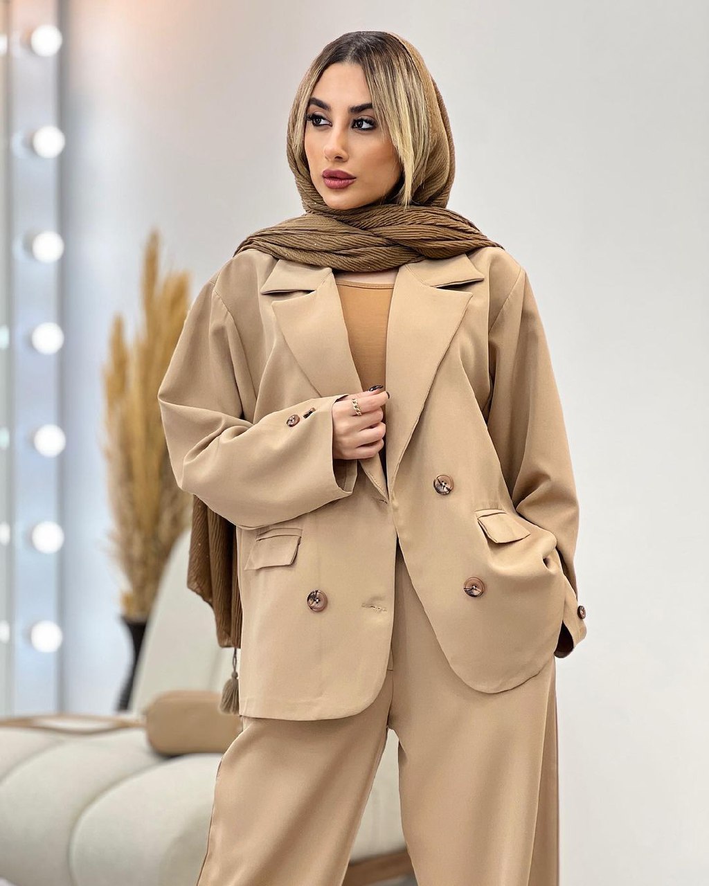 مدل مانتو کرم مجلسی