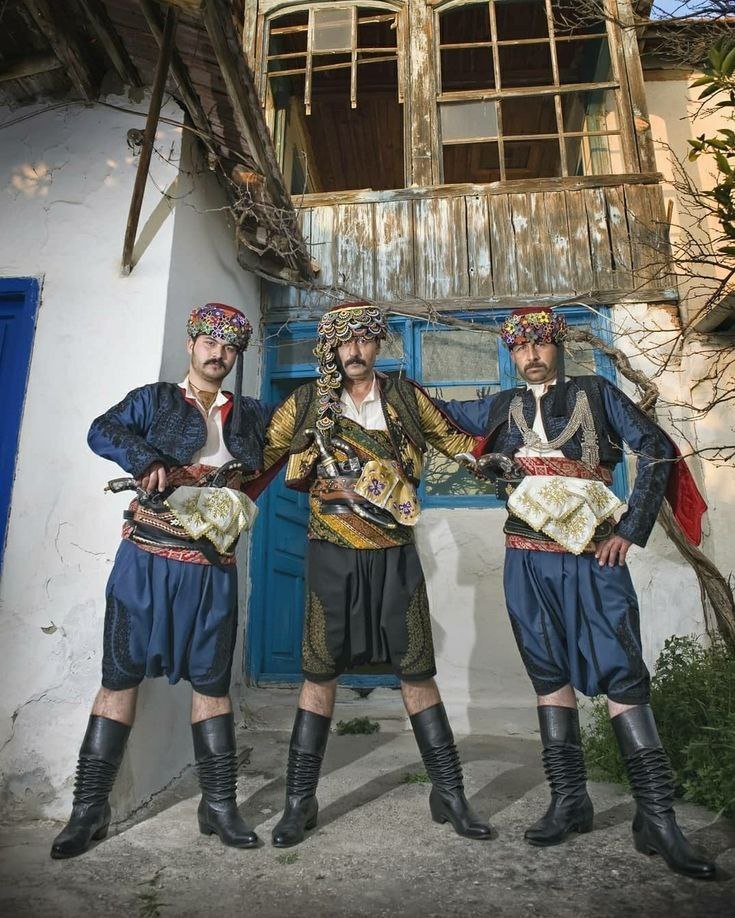 لباس محلی مردان ترکیه