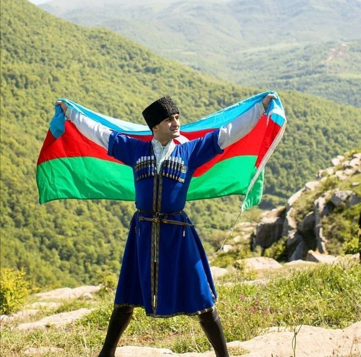 لباس محلی مردان آذربایجان